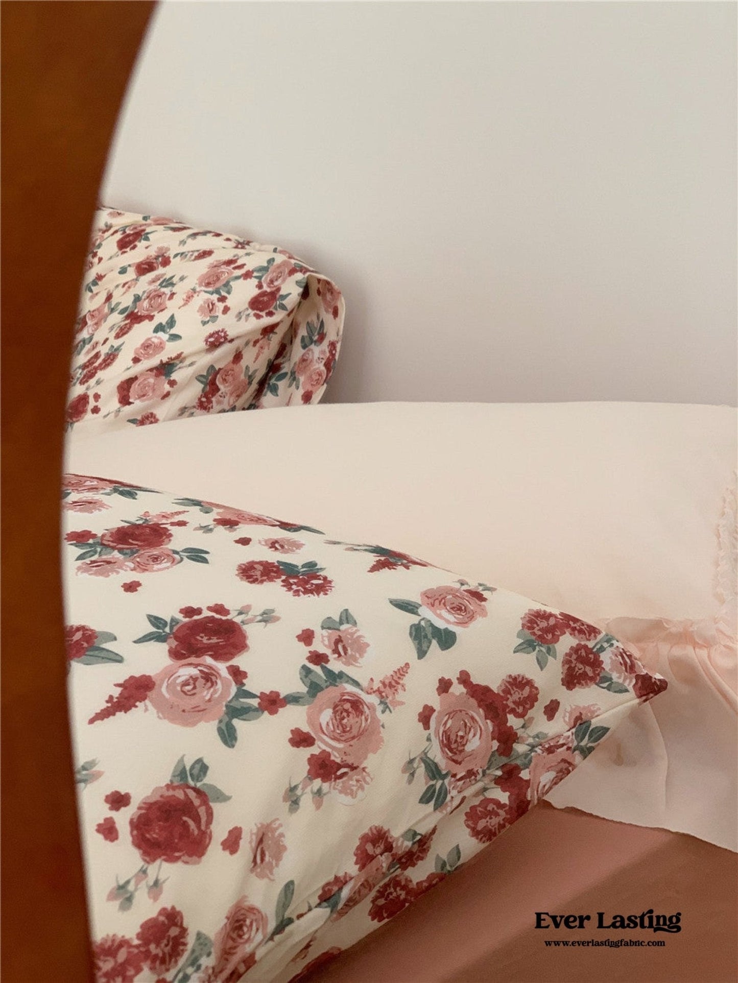 Vintage Floral Jersey Knit Bedding Set / Maroon Red