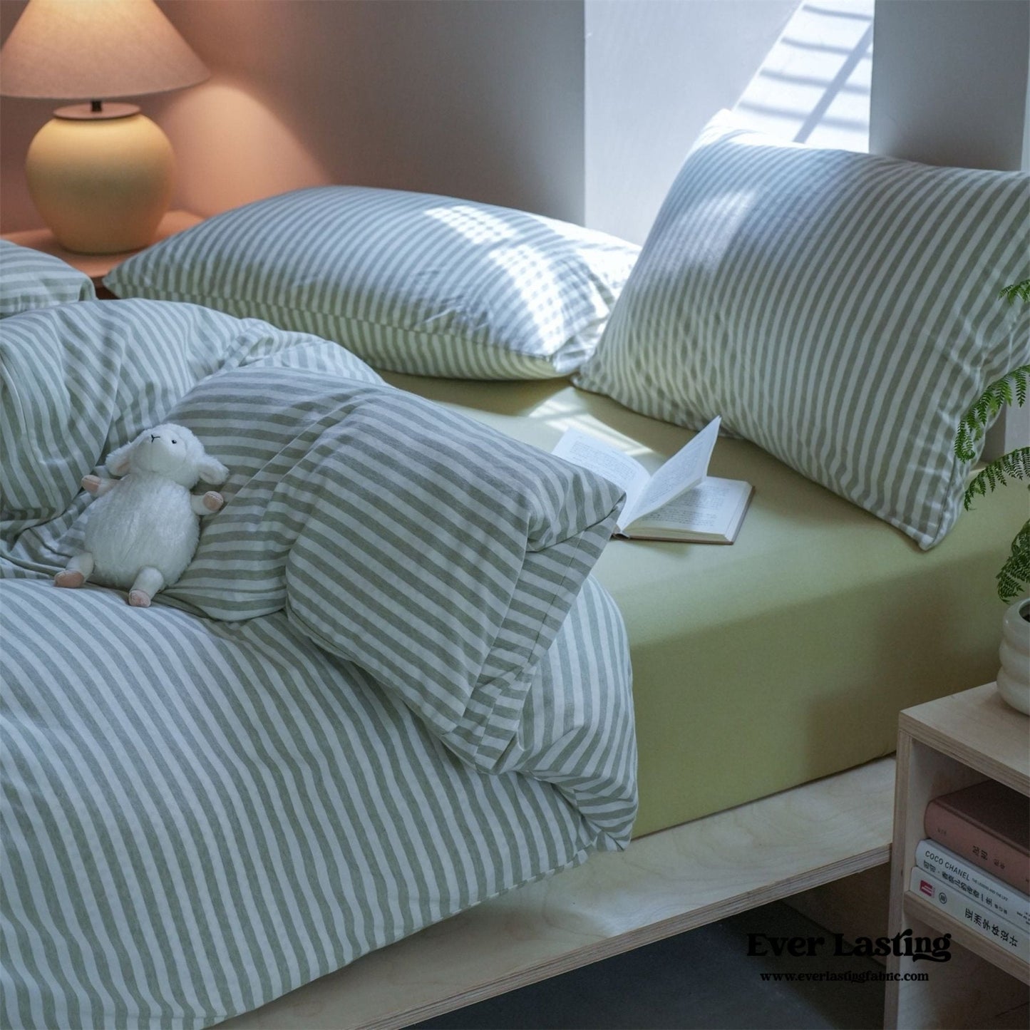 Wren Fresh Striped Jersey Knit Bedding Set / Beige